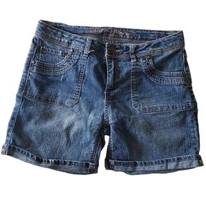 Arizona Jeans. Jean Shorts. Girls. Size 14 1/2 Plus. Adjustable Waist